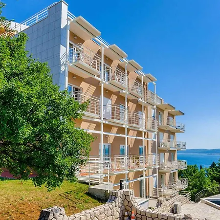 Apartmán In 39067 *